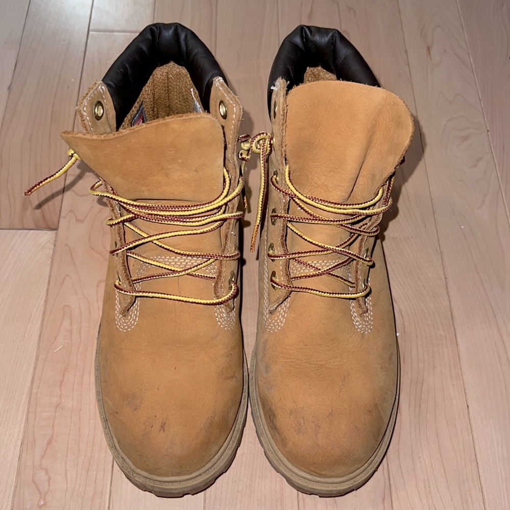 TIMBERLAND BOOTS SIZE US 4 W